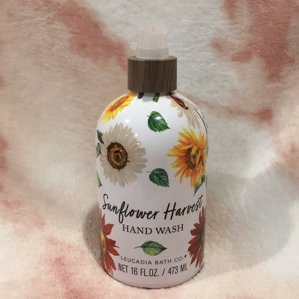 Sunflower Harvest Scented Hand Wash Designer Pump 16 oz NWT